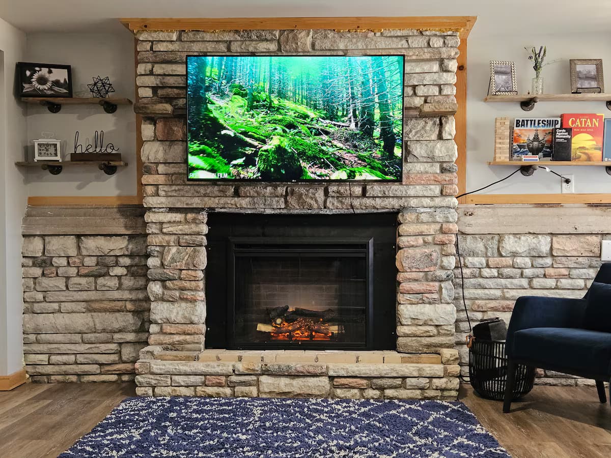 Ohio hot tub cabin with private hot tub